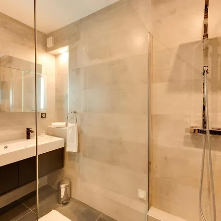 Apartment Swan - Design Facing *